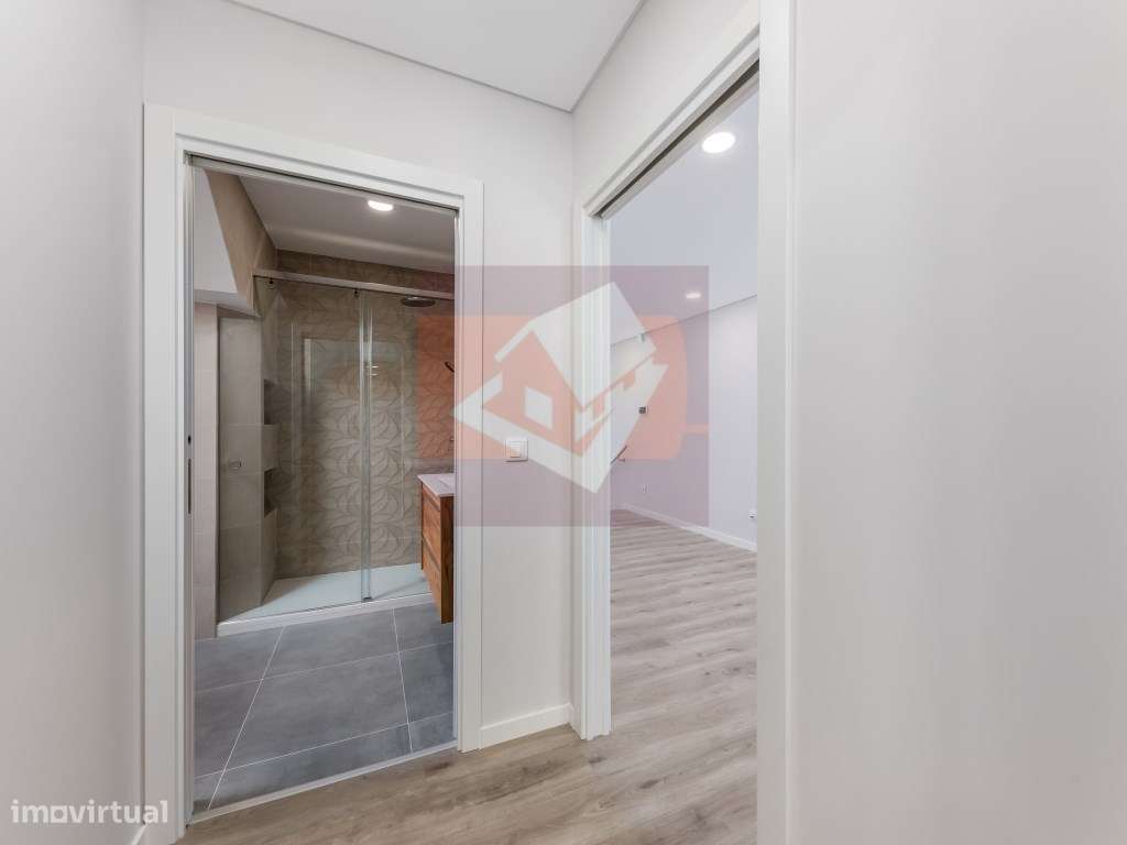 Apartamento T1+1 em Casal de Cambra-22
