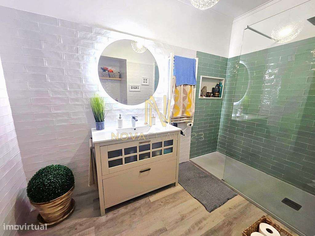 Apartamento T2 na Quinta da Barroca – Agualva-Cacém-18