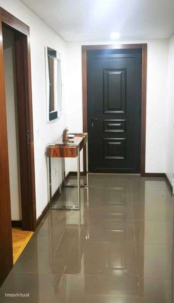 Moradia com Piscina T1 Infantas Guimarães - Grande imagem: 4/11