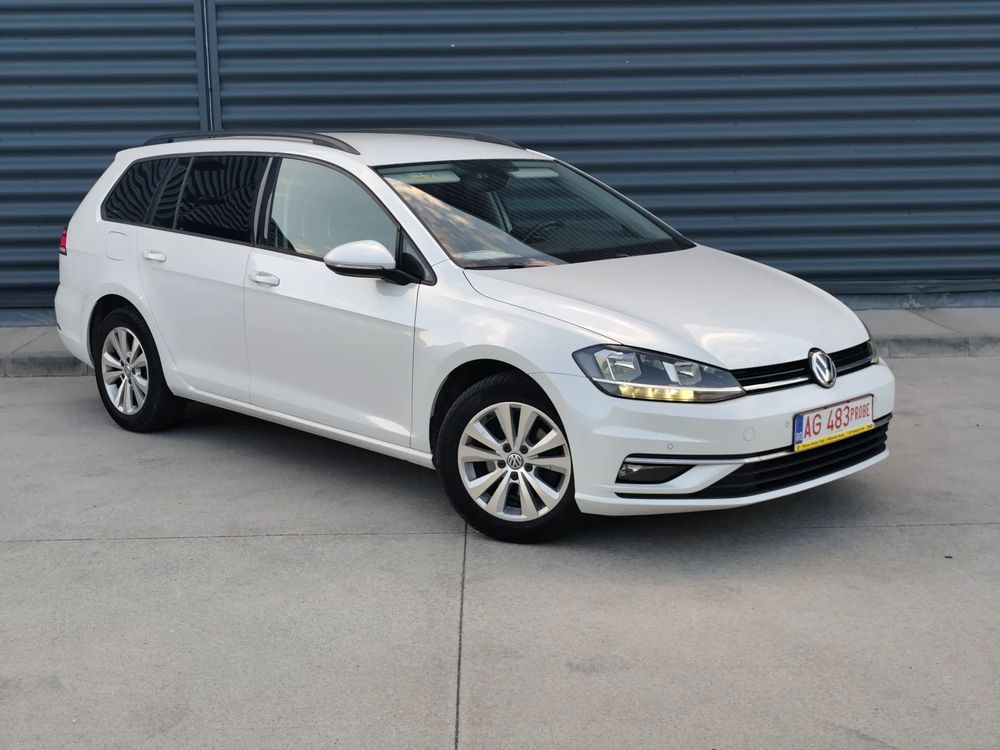 Volkswagen Golf VII [2012 - 2020] 1.6 TDI DSG Comfortline 2017