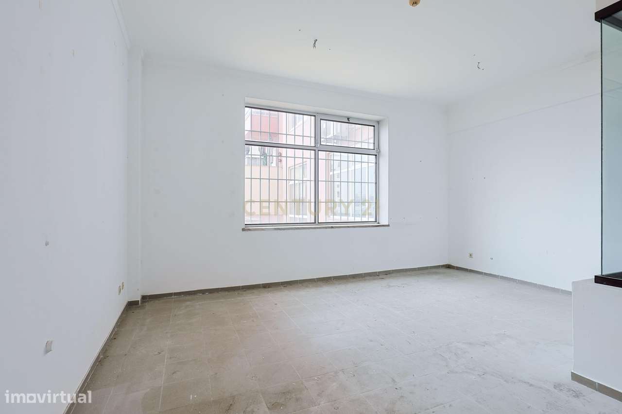 11 Lojas à Venda em bloco | 326 m²-6