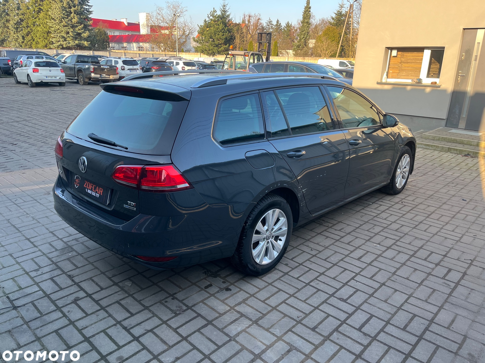 Volkswagen Golf - 5