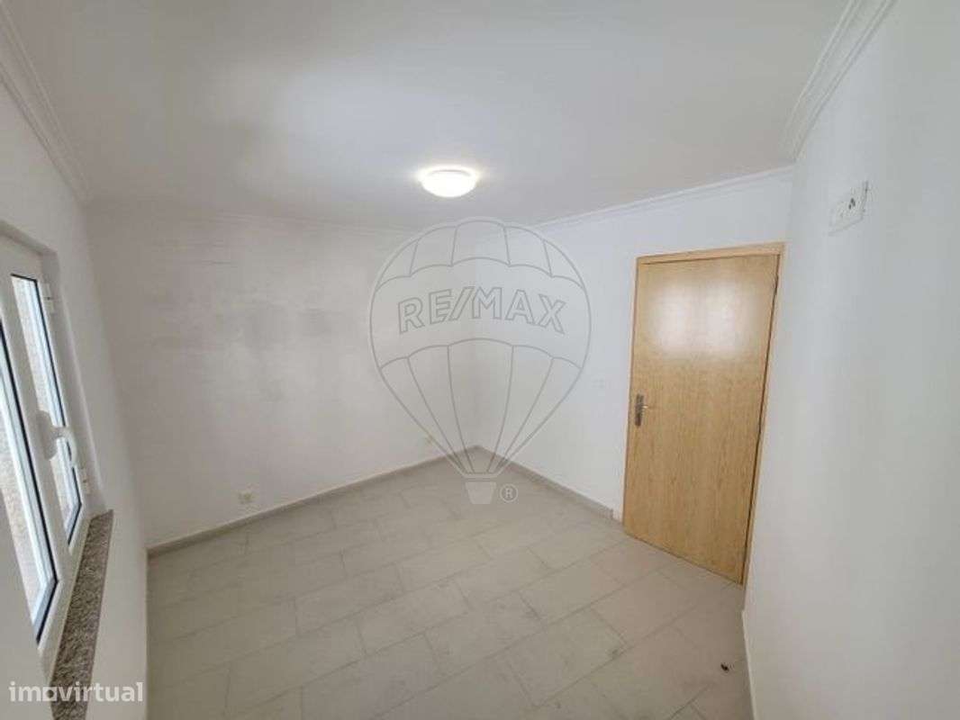 Moradia T2 para venda - Grande imagem: 5/17