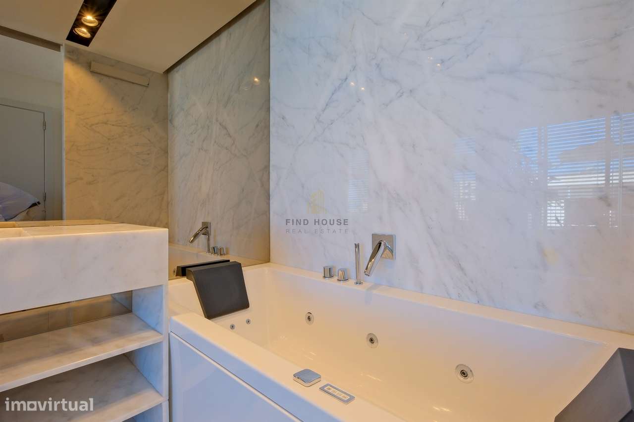 Penthouse T3 com terraço e 3 lugares de garagem na Alameda dos Oceanos-22