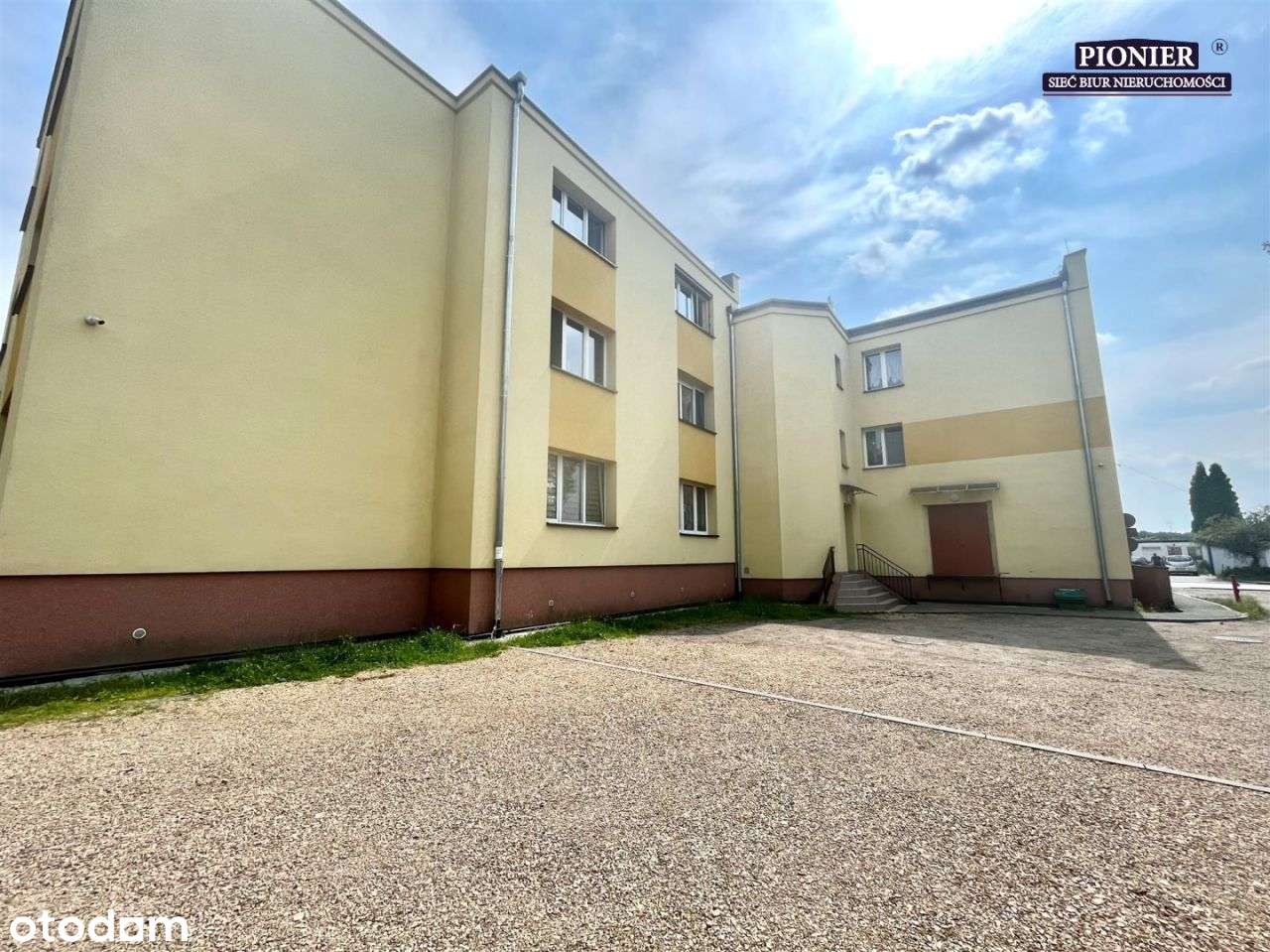 Katowice Kostuchna obszerna kawalerka-6