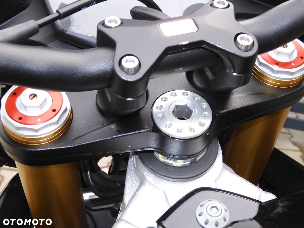 V4 Factory 1100 RR#QUICKS...