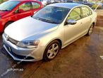 Dezmembrez Volkswagen Jetta 6 [2010 - 2014] Sedan 2.0 TDI MT (140 hp) - 1