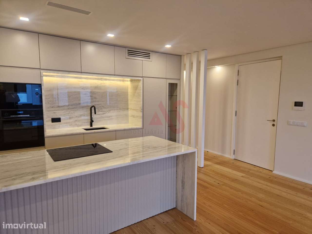 Apartamento T2 no 4. andar em Creixomil, Guimarães - Grande imagem: 3/21