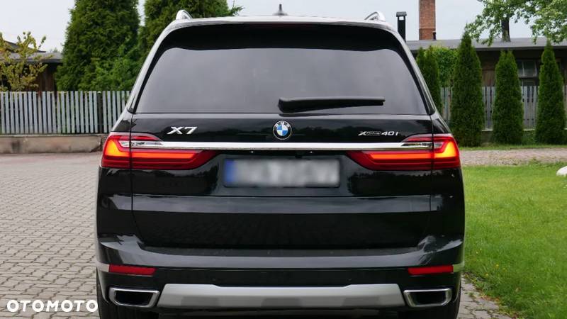 BMW X7 xDrive40i - 7