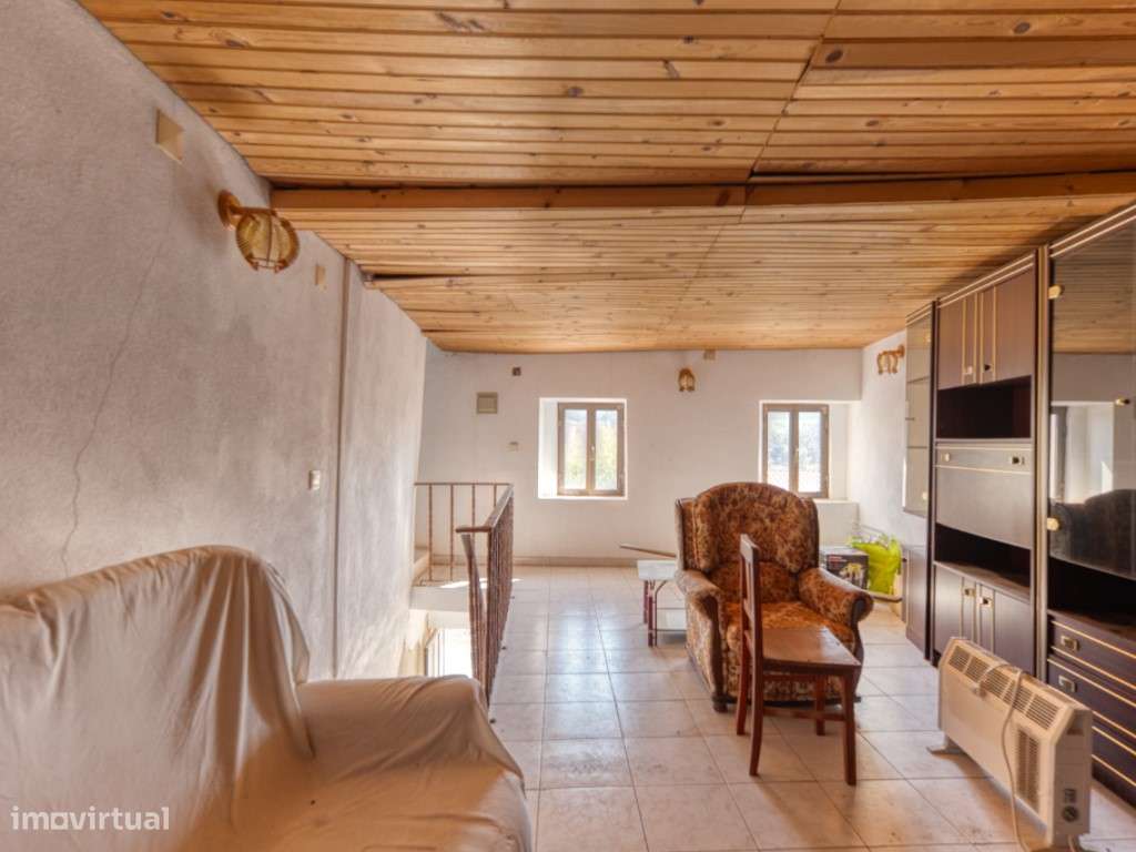 Conjunto de Cinco Imóveis urbanos com Terreno para venda em Caratão...-21