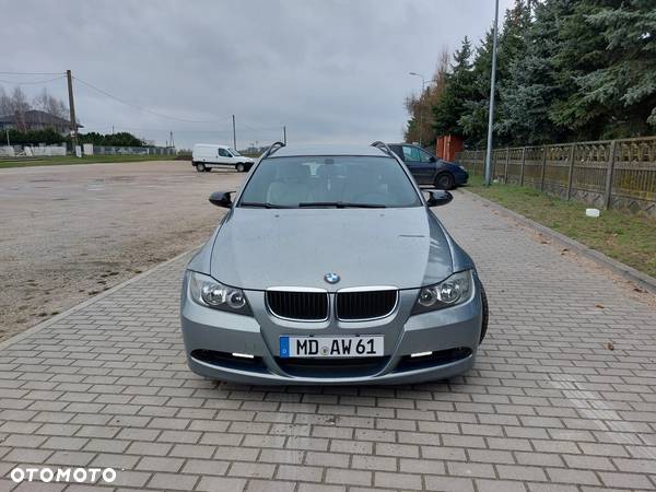 BMW Seria 3 - 21