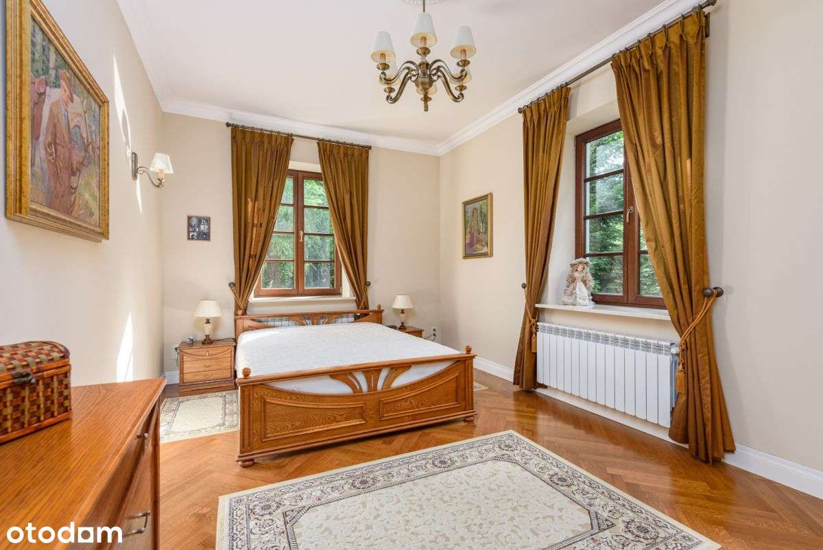 Rezydencja z pięknym ogrodem !!!-11