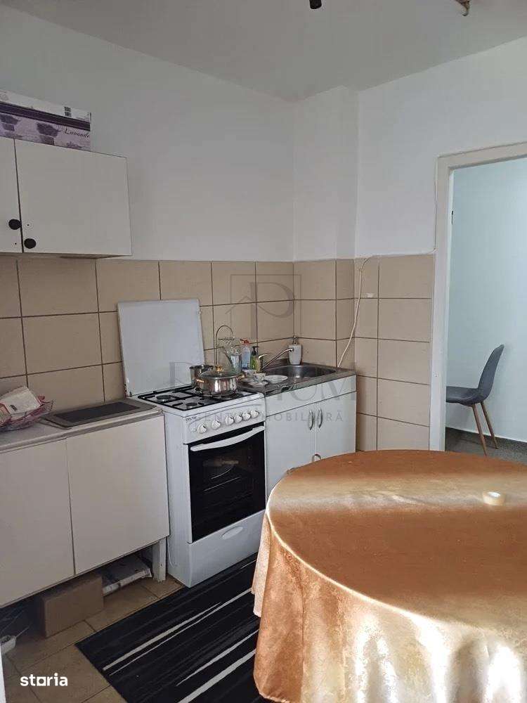 TORONTALULUI - 2 Camere - Decomandat - Centrala proprie - Imagine principală: 2/4