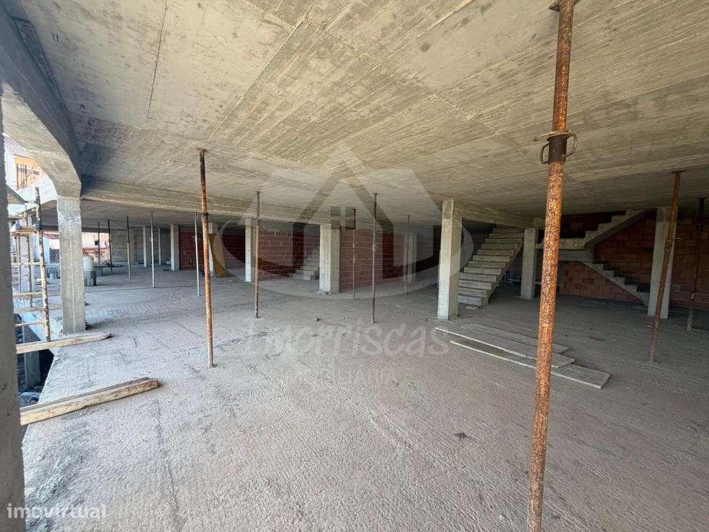 Moradia T2 exclusiva em condomínio privado com piscina e jardim em ...-24
