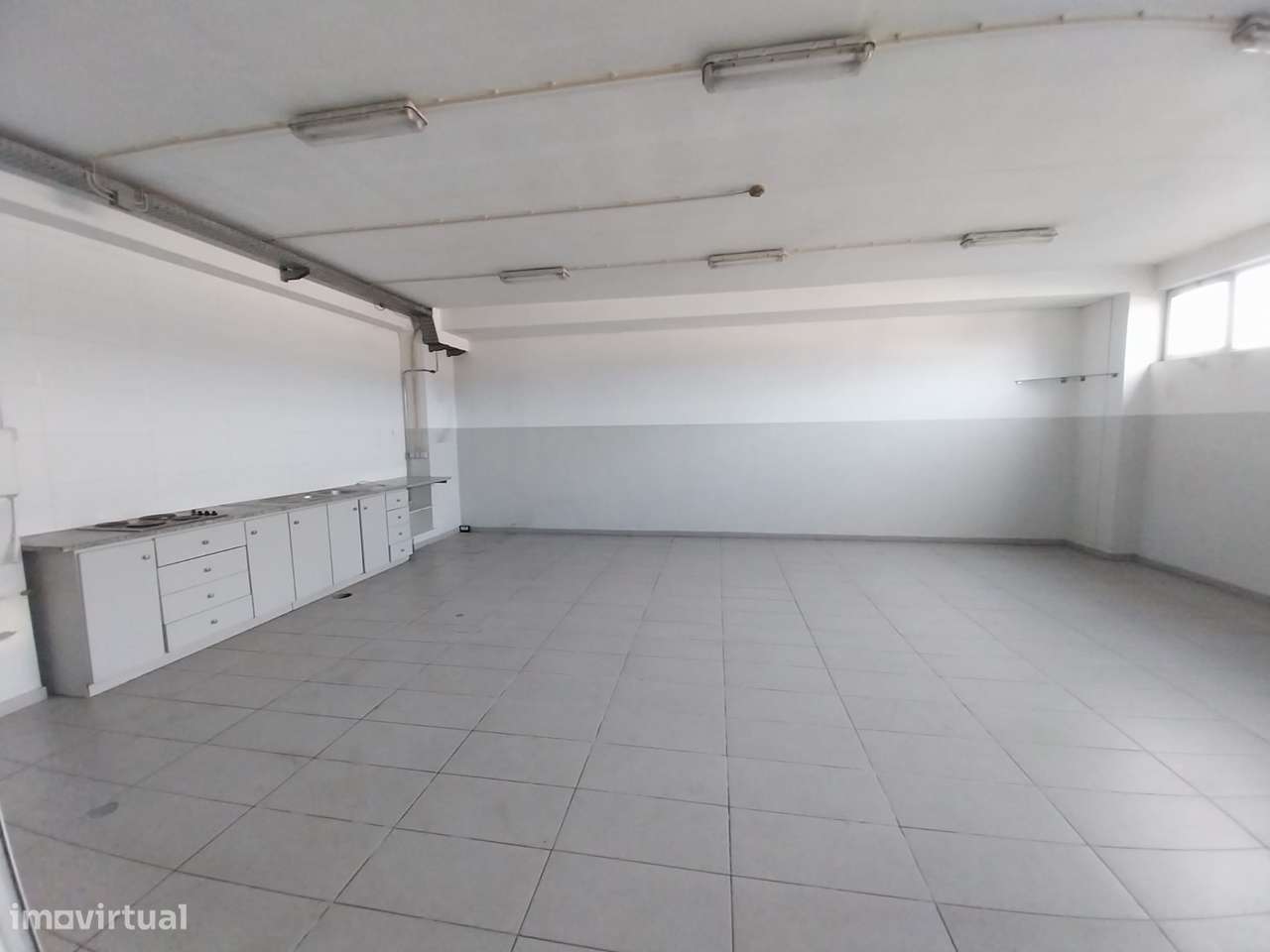 Armazén em Vila Nova de Famalicão, Mogege-10