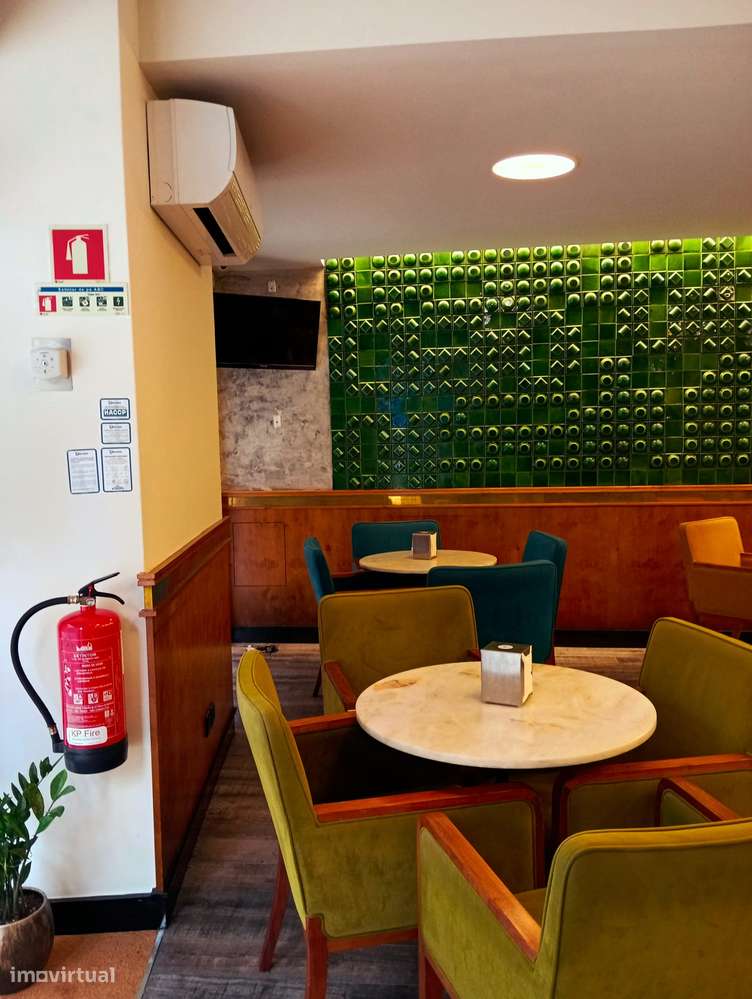 ESPAÇO COMERCIAL (Pastelaria) - Centro Histórico de Barcelos - Grande imagem: 4/14