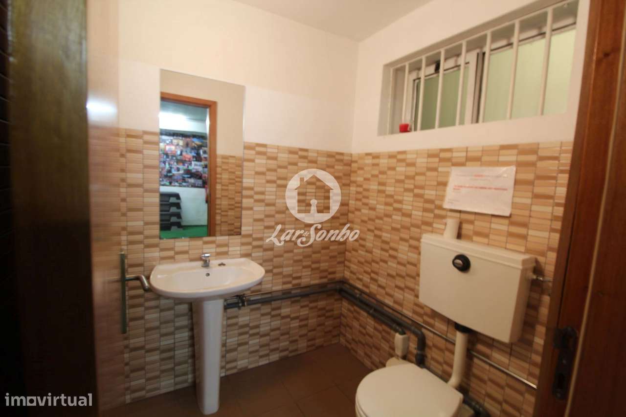 Armazém com 760m2 em Joane - Grande imagem: 4/5