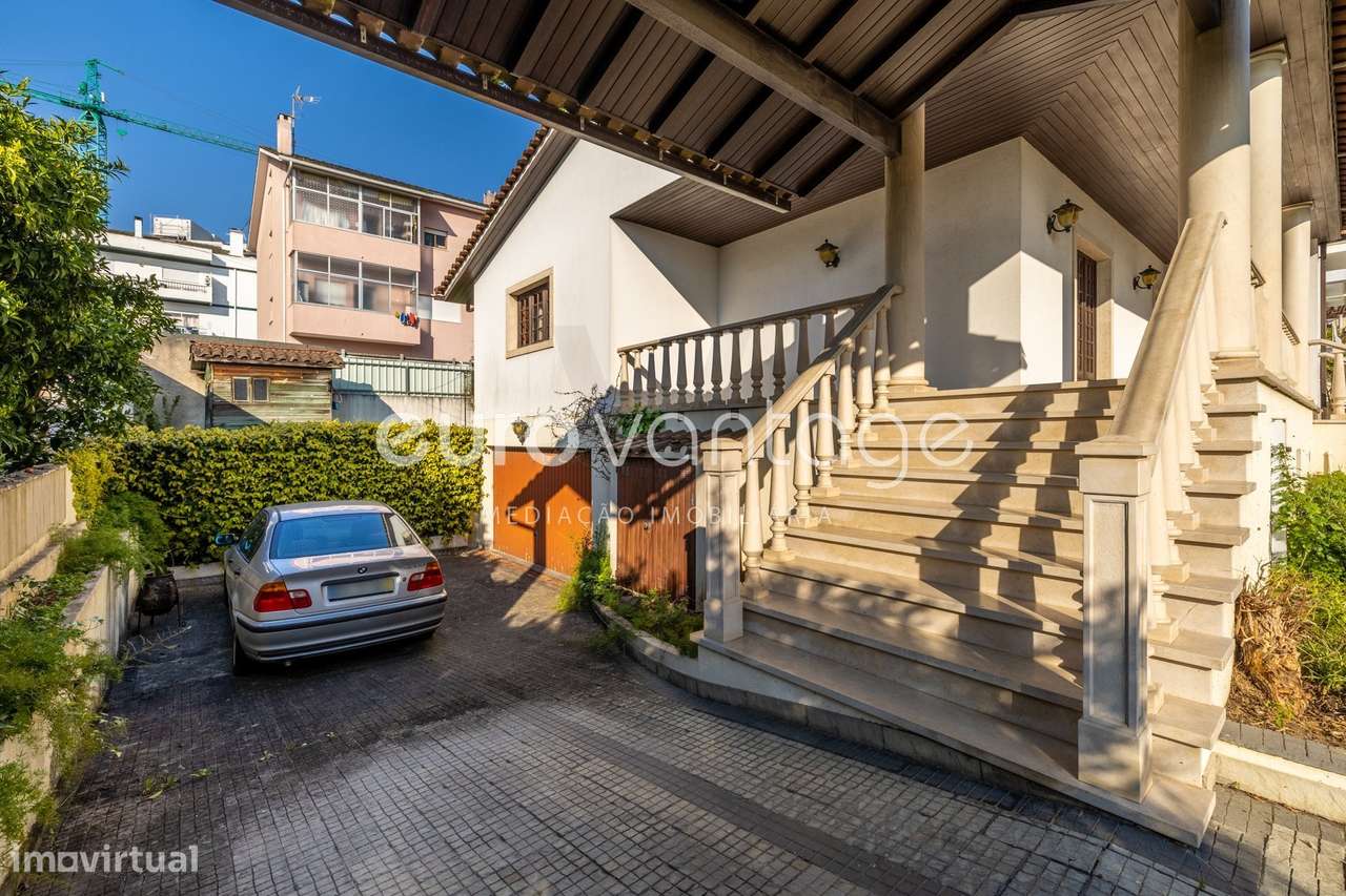 MORADIA T8 NO CENTRO DE LEIRIA-53