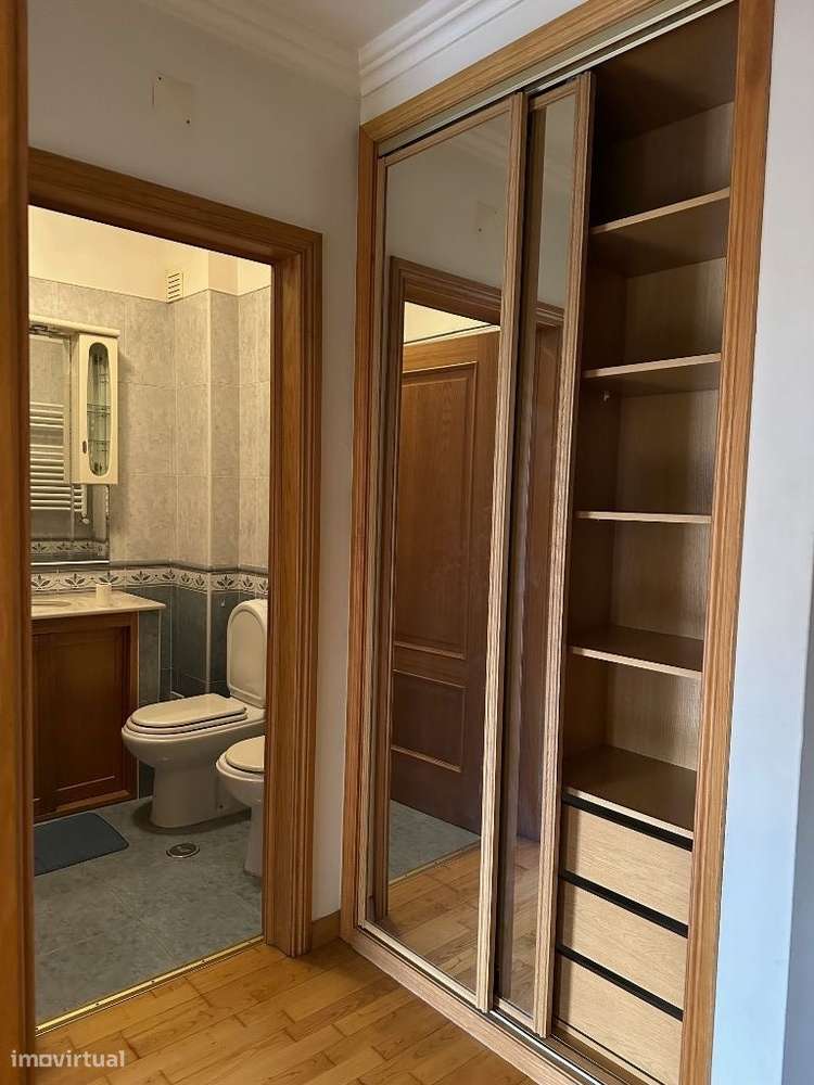 Apartamento T3 - Condominio Rosais de Alapraia-11