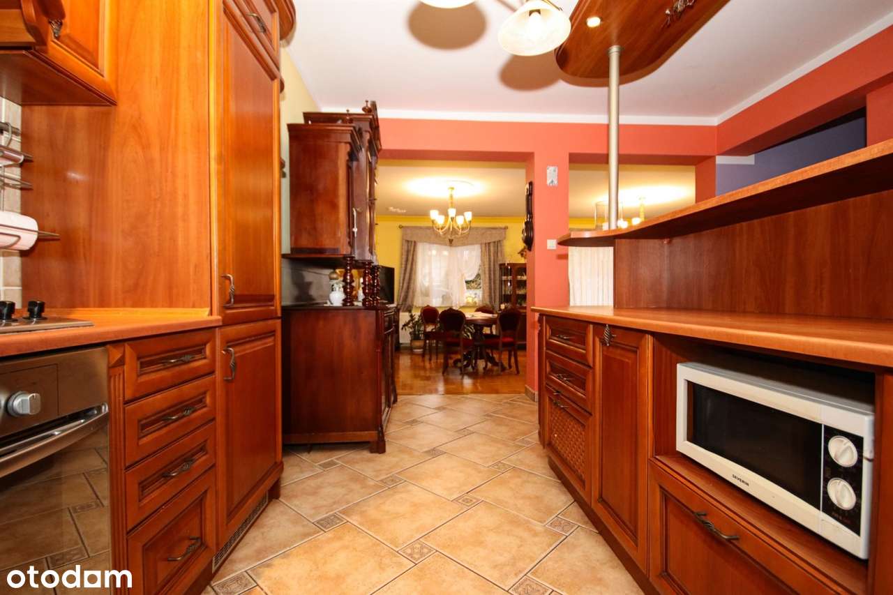 5 pokoi, powierzchnia 293,44m2, os. Słowińskie, garaż,-9