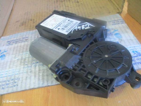 Motor Elevador Vidro 8E1959802B AUDI A4 SW 2003 FD - 3