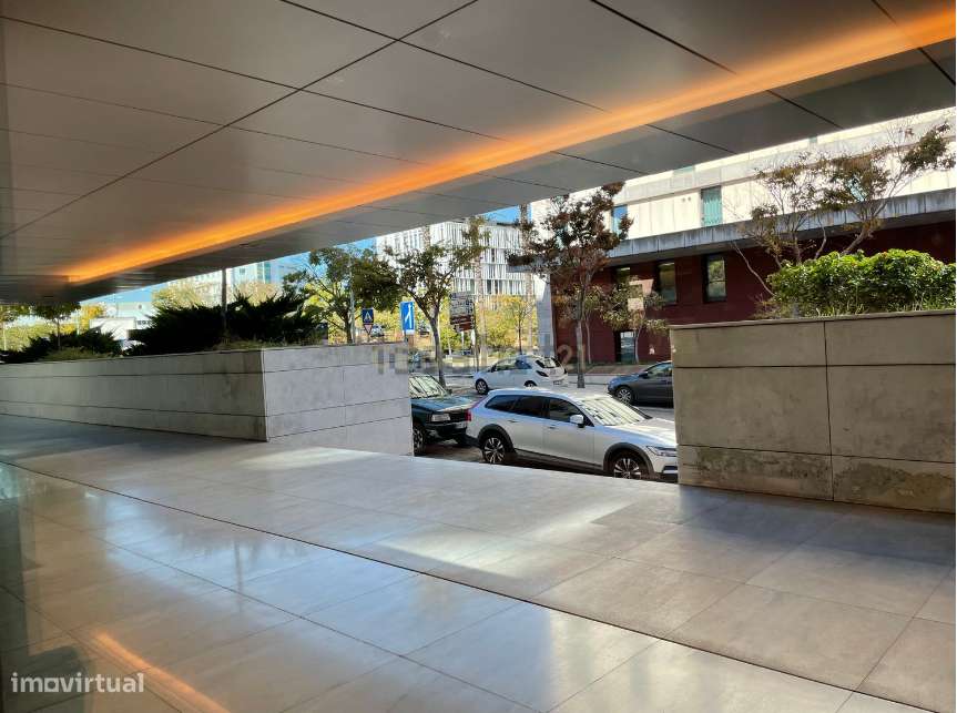 Apartamento T1 para arrendamento no Parque das Nações – Expo Sul - Grande imagem: 2/22