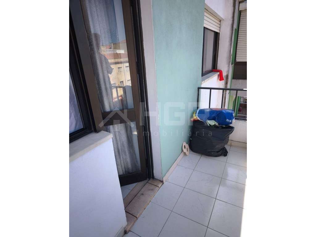 T2 | BOAS ÁREAS | 2 VARANDAS | LOCALIZAÇÃO CENTRAL | ALTO SEIXALINHO-18