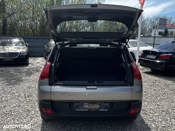 Peugeot 3008 1.6 HDI Confort Pack - 20