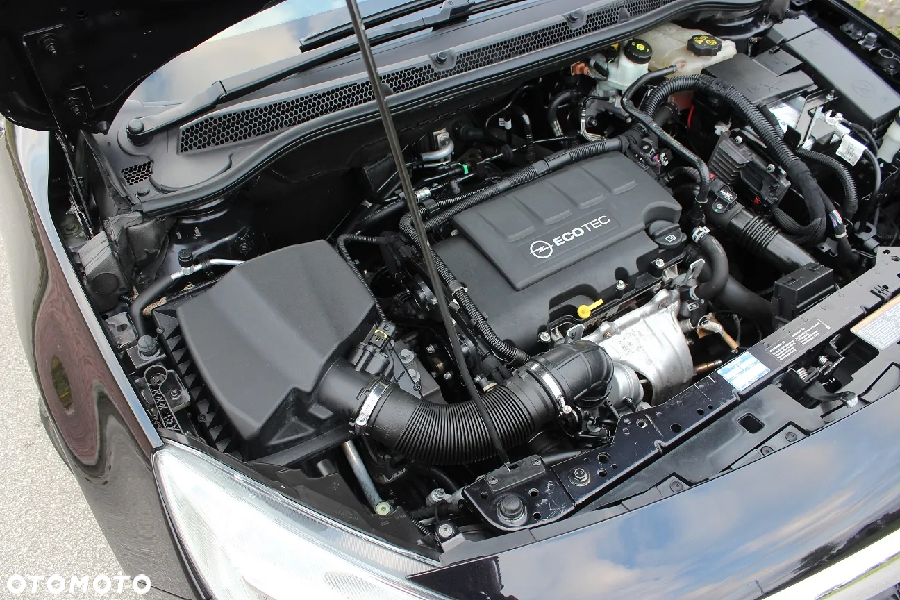 Opel Astra 1.4 Turbo Active - 36