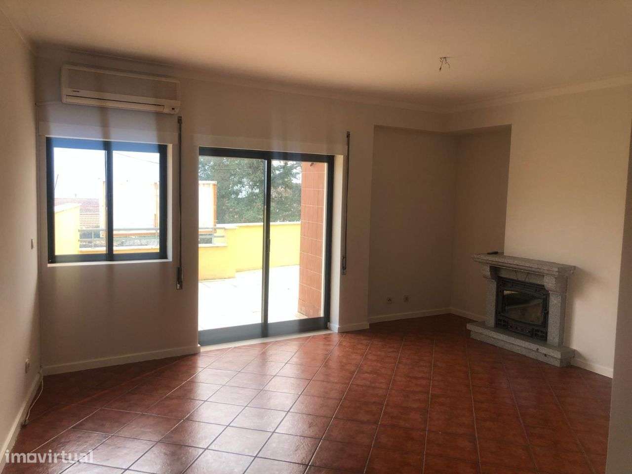 Excelente T3 centro da Régua com 2  terraços e box-7