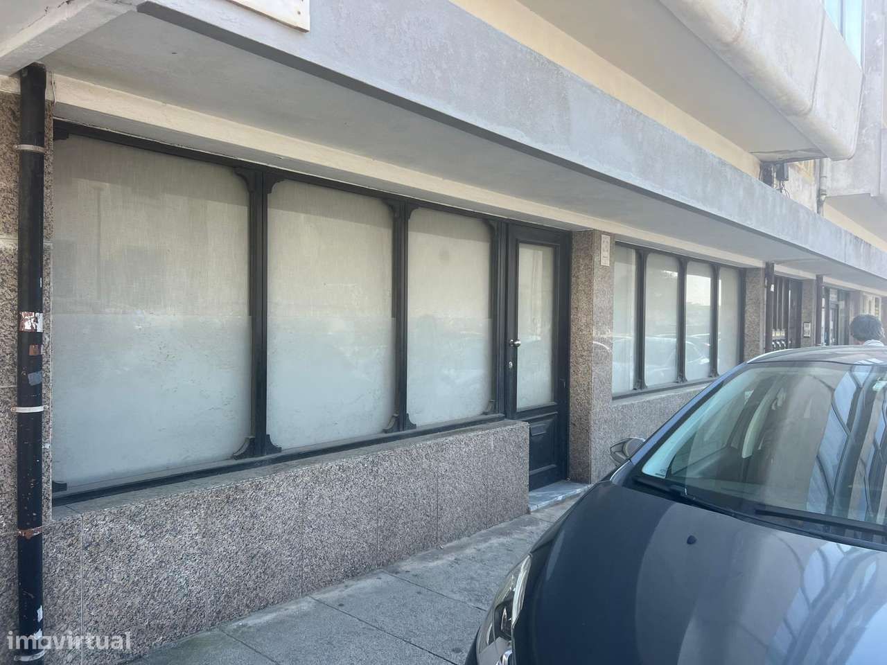 Arrendamento loja com 70 m2 zona central - Grande imagem: 2/7