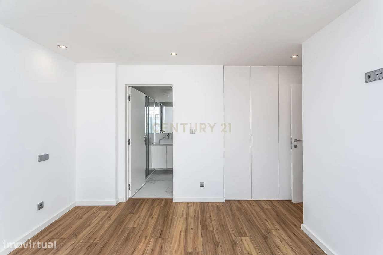 Sintra - Algueirão, apartamento T2 com garagem a estrear-8