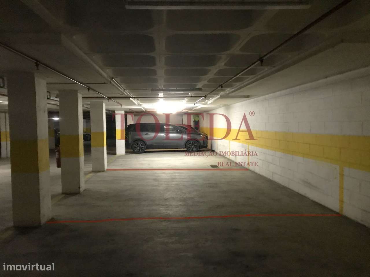 Parqueamento com 26m2 próximo do Aeroporto-5