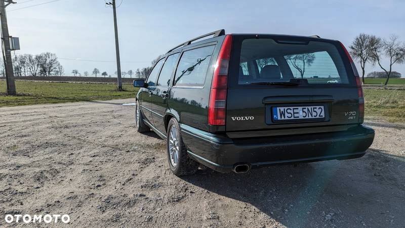 Volvo V70 R 2.3 AWD - 14