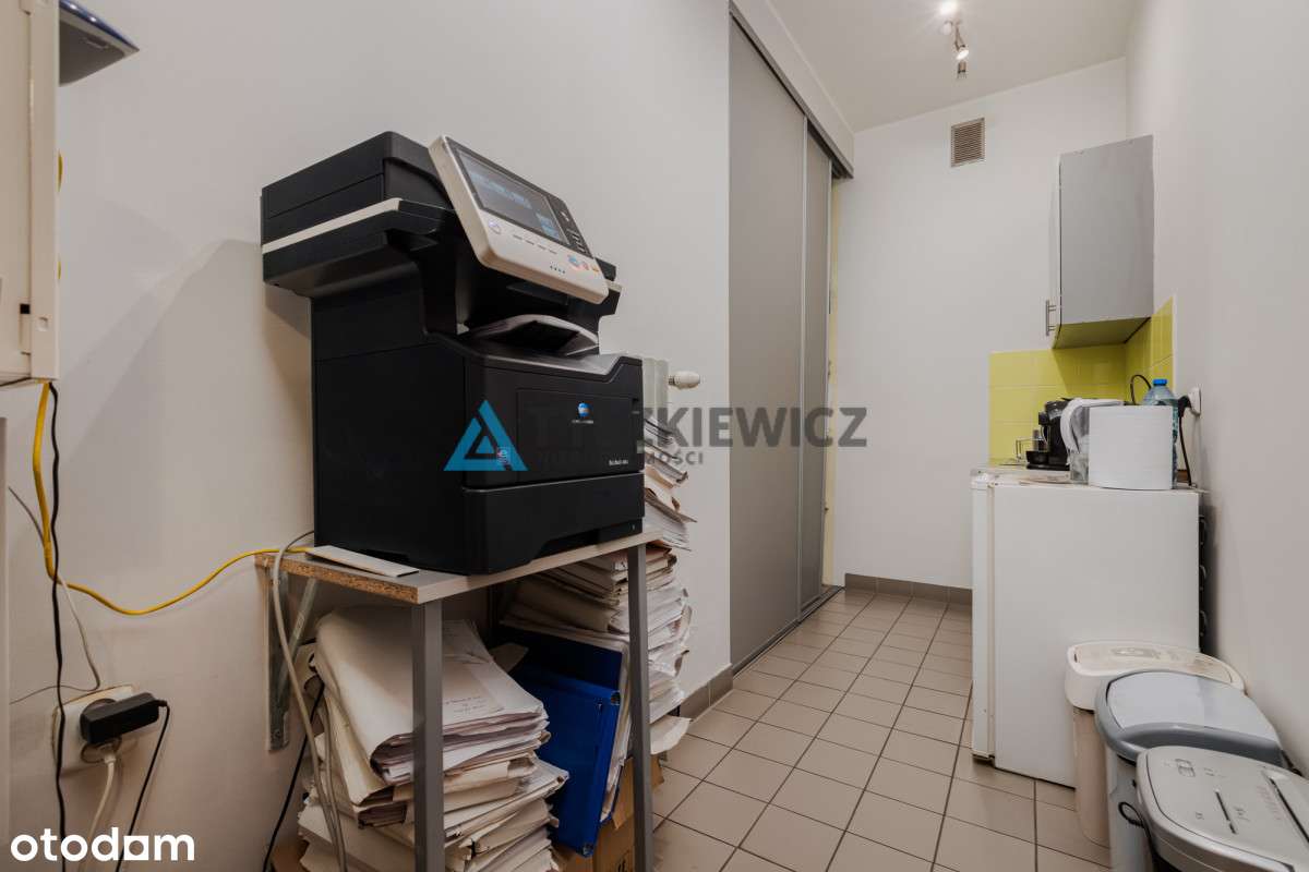 Mieszkanie/lokal na Świętojańskiej-10