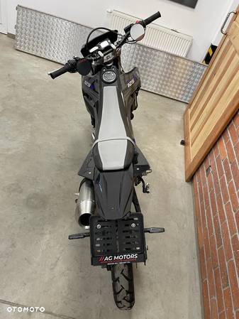 Yamaha WR - 18