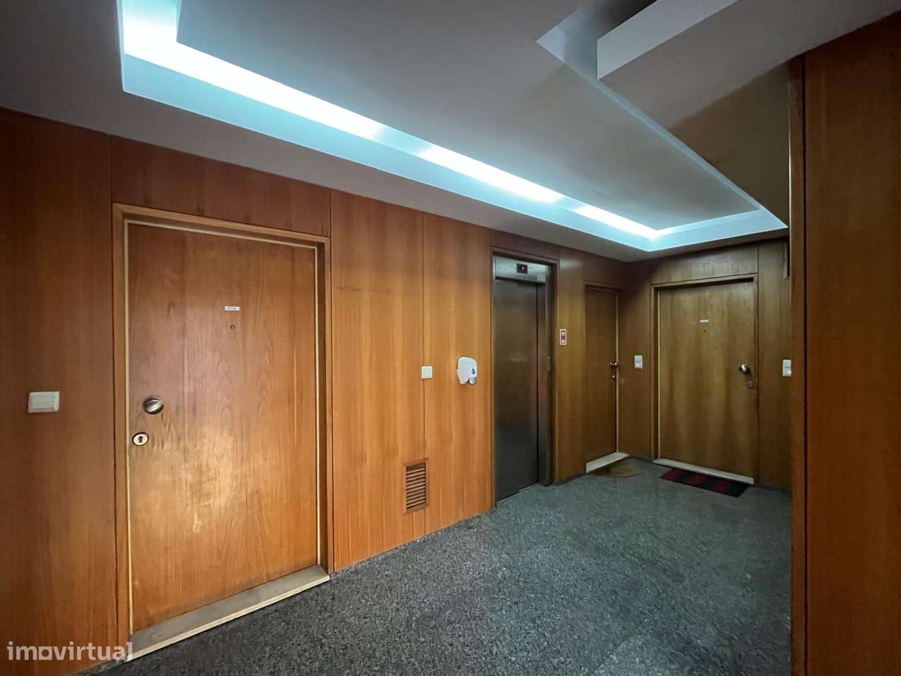 T2 .equip-L.Gar-h. s. João-ipo-Vila Universitária-Porto - Grande imagem: 2/24