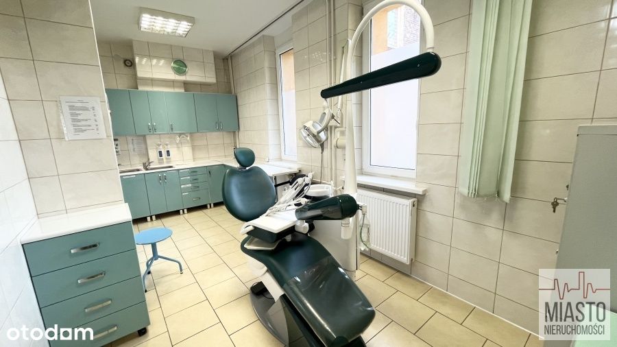 Gabinet dentystyczny w pełni wyposażony - Czeladź