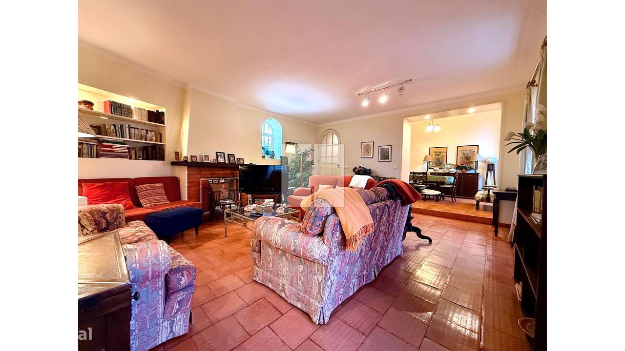 Moradia Senhorial T6-19