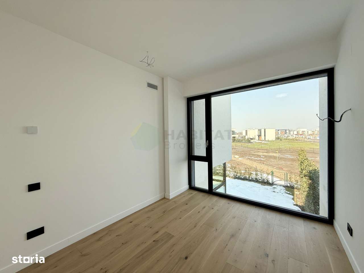 Vila tip duplex in Amber Forest, langa padure-12