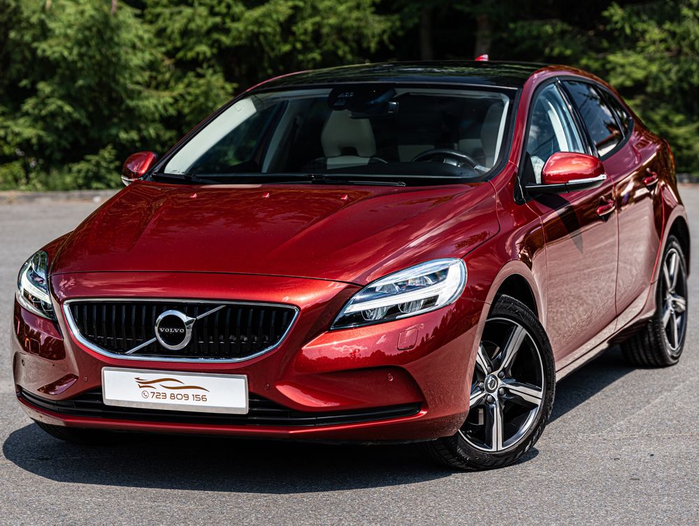 Volvo V40 II (2012-) T2 Drive-E Momentum 2017