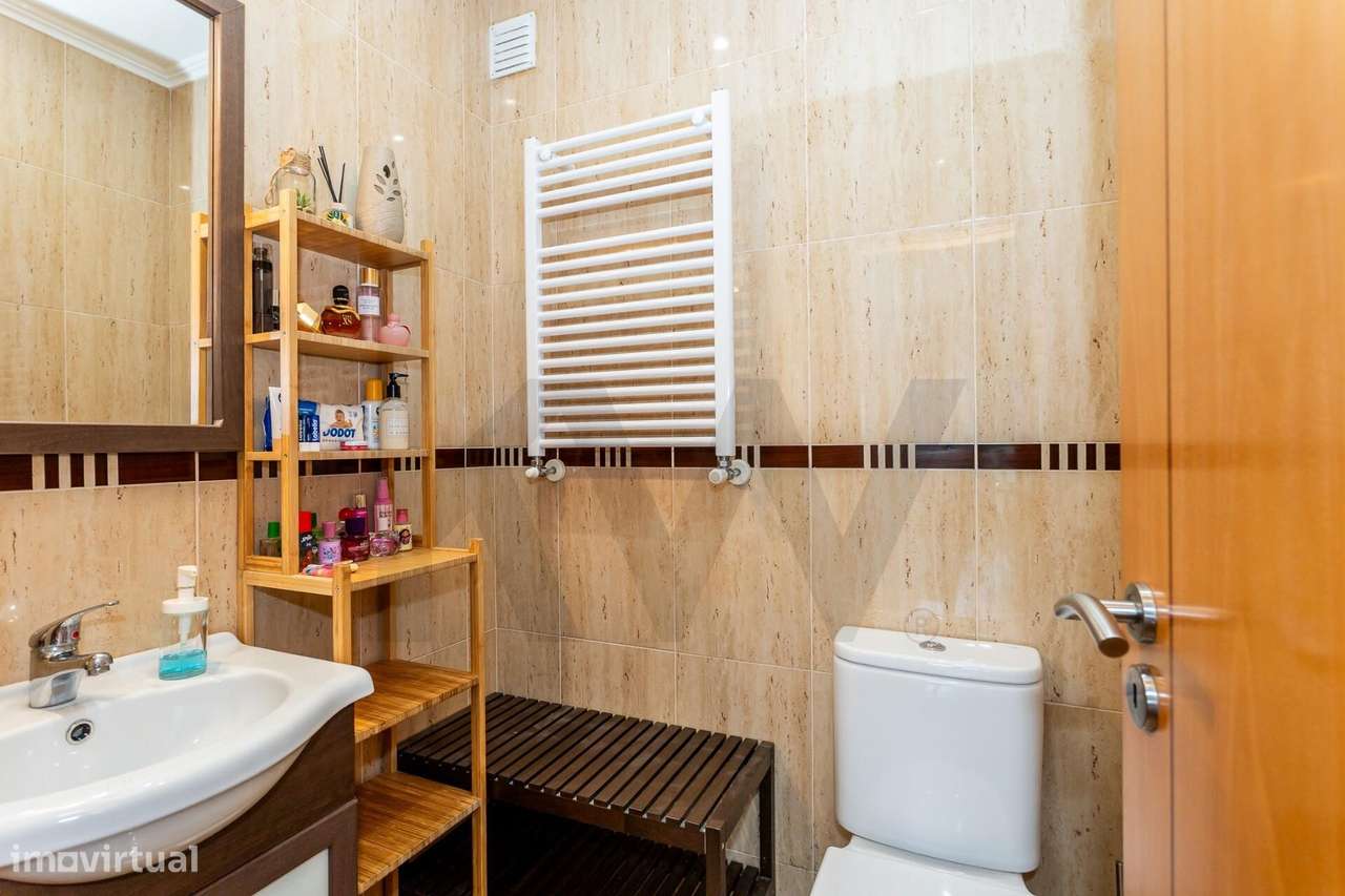 Apartamento T2 com sótão, garagem box e domótica – Abóboda, S. Domingo - Grande imagem: 4/32