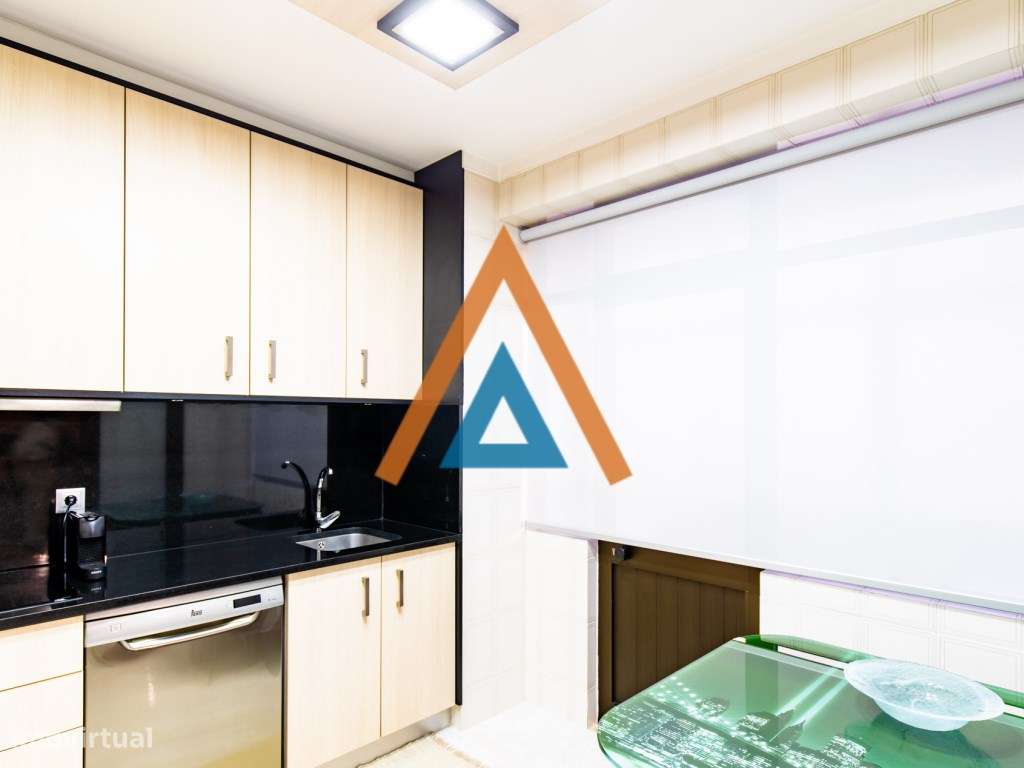 Excelente T2 - São João da Madeira-10