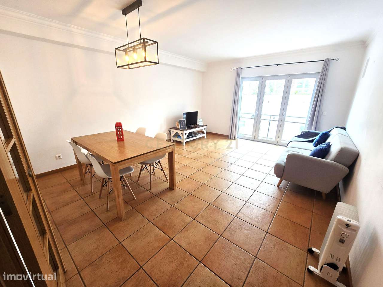 T2 c/parqueamento a 40m da praia de Sesimbra - Grande imagem: 4/33