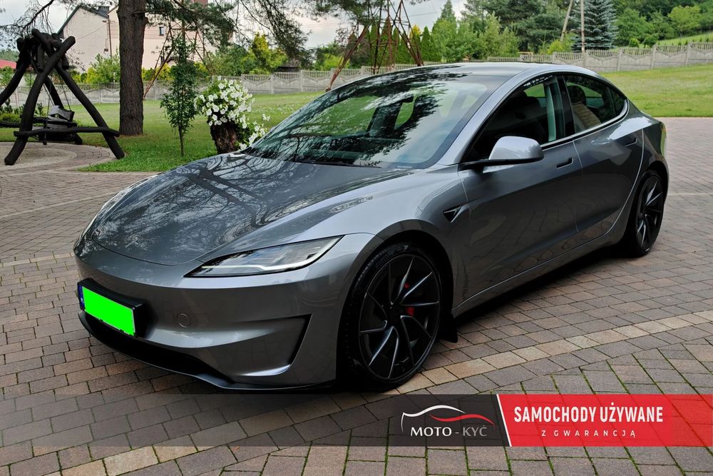 Tesla Model 3 Performance AWD 2025