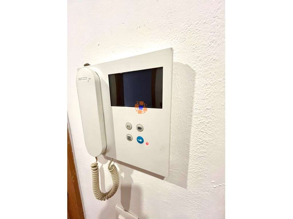 Oportunidade no Feijó - Apartamento T3 com Parqueamento e Arrecadação - Grande imagem: 5/24