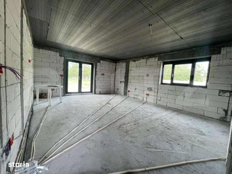 Casa parter + pod, zona scoala Malu Mare (sat), teren 2400 mp - Imagine principală: 4/7