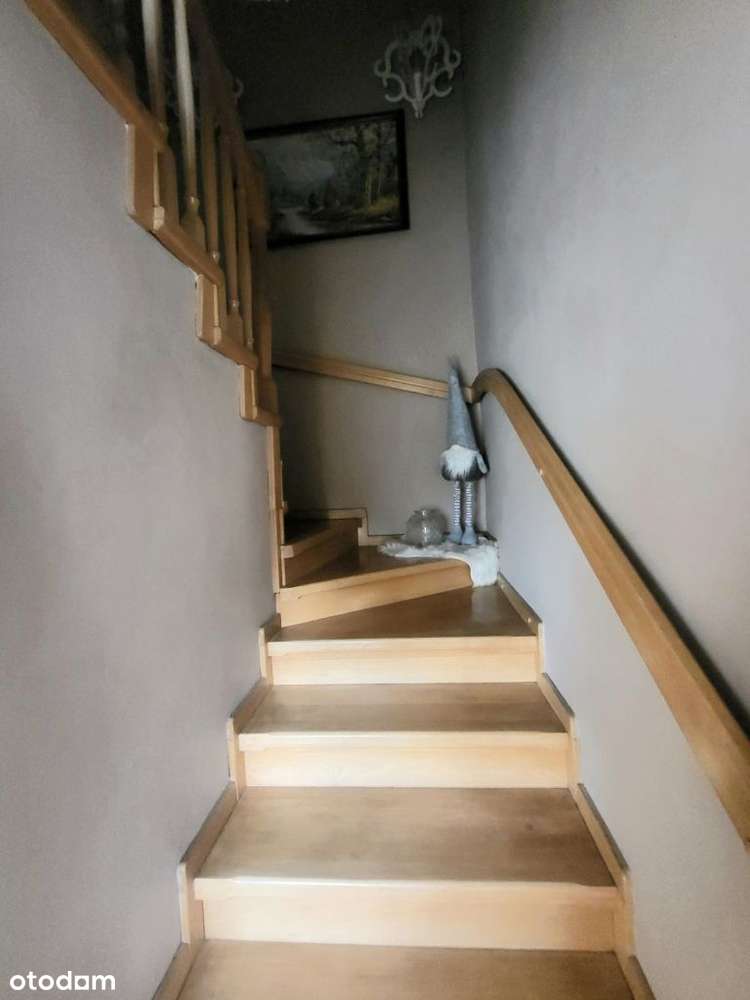 Piękny dom z dużą działką w Ostrowcu Świętokrzyski-9