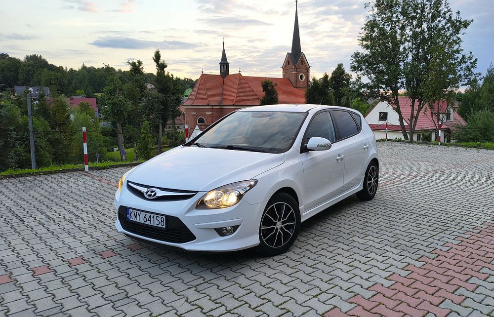 Hyundai i30 I (2007-2012) 2011