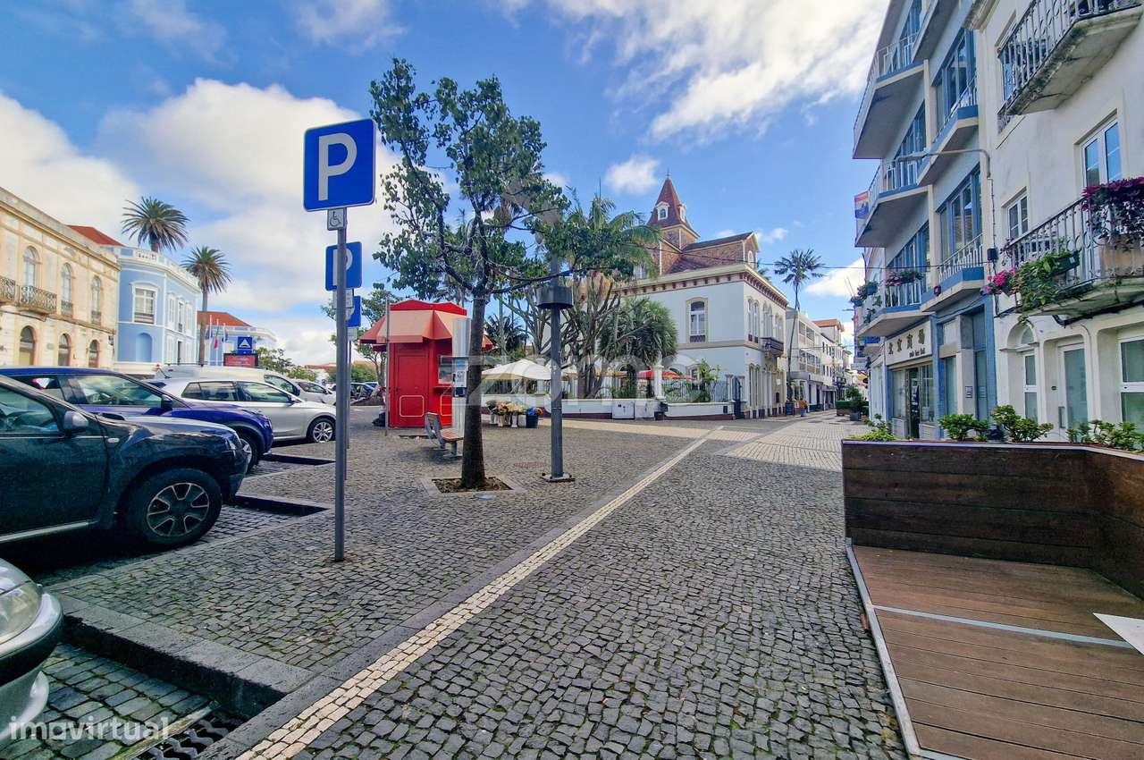 Restaurante Equipado no Centro de Ponta Delgada – Investimento - Grande imagem: 3/19